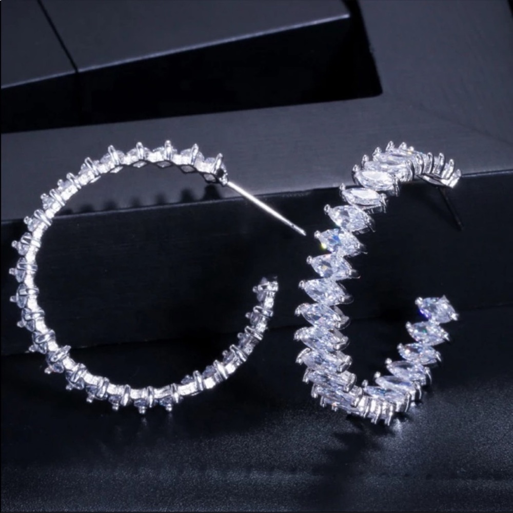 New Women’s 925 Silver Marquise Cut Diamond Earrings - Picture 2 of 4